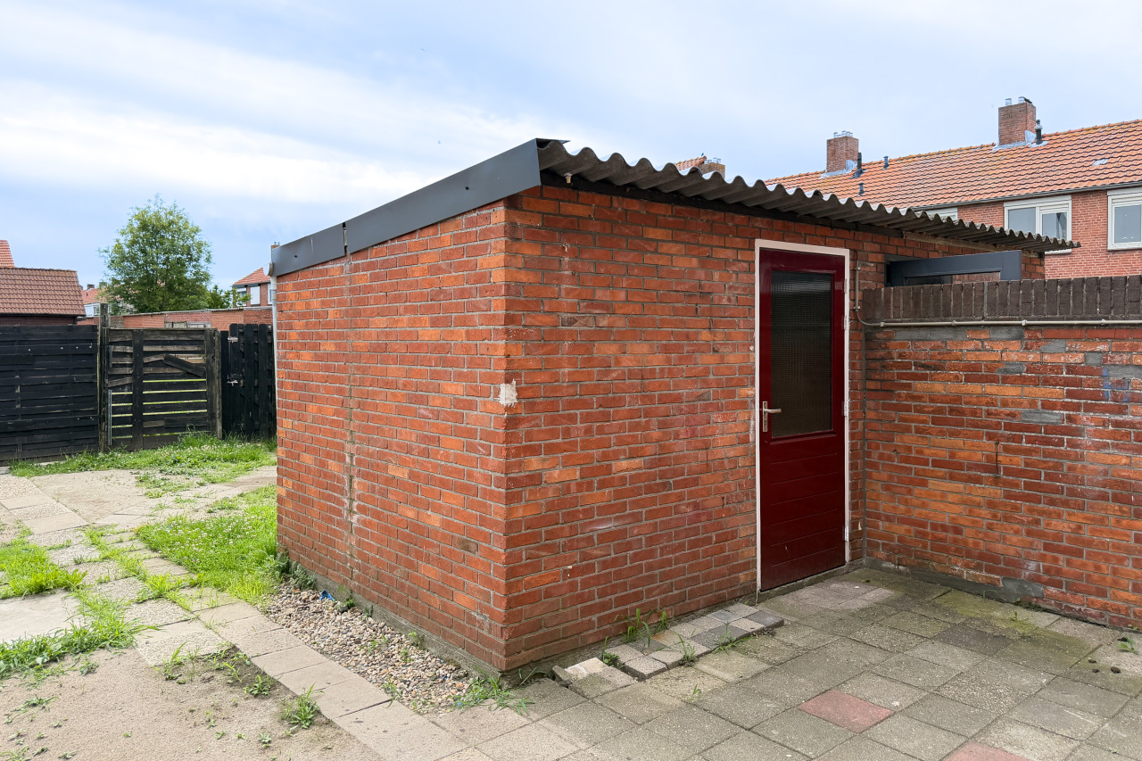 Tussenwoning te koop: Bosjesweg 66, Sluiskil