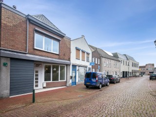 Noordstraat  Noordstraat 12 in Sas Van Gent