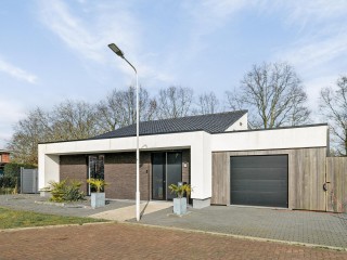  Achterstraat 19a in Lamswaarde