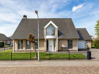  Aelbert Cuypstraat 1 in Clinge