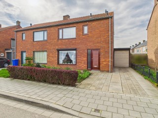  Bernhardstraat 25 in Westdorpe