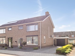  Pastoor Willemsstraat 6 in Lamswaarde