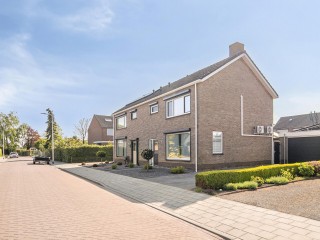 Pastoor Willemsstraat  Pastoor Willemsstraat 6 in Lamswaarde