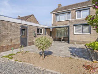 Pastoor Willemsstraat  Pastoor Willemsstraat 6 in Lamswaarde