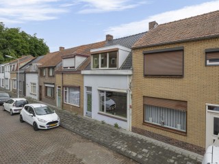 Kloosterlaan  Kloosterlaan 15 in Sas Van Gent