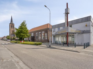  Dorpsstraat 44 in Graauw
