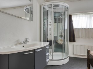 Dorpsstraat  Dorpsstraat 44 in Graauw