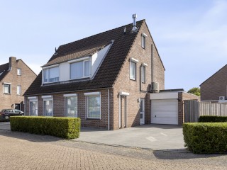  Anthonie Van Dyckstraat 28 in Axel