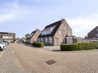 Anthonie Van Dyckstraat  Anthonie Van Dyckstraat 28 in Axel