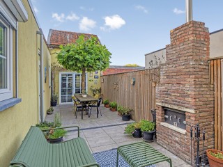 Westdam  Westdam 11 in Sas Van Gent