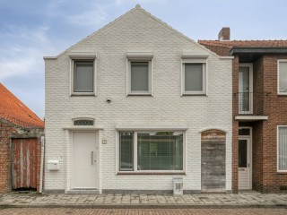  Ds. Jan Scharpstraat 4 in Axel