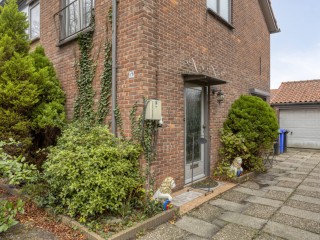  Koninginnelaan 13 in Terneuzen