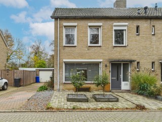  Madame Curiestraat 19 in Terneuzen
