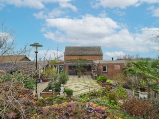 Plevierstraat  Plevierstraat 3 in Hengstdijk