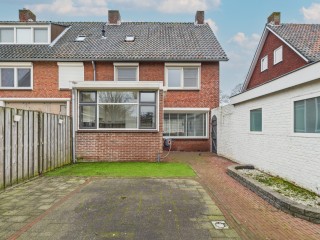  Koninginnelaan 30 in Terneuzen