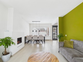  Koninginnelaan 30 in Terneuzen