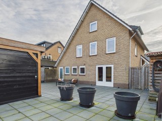  van Middelhovenstraat 49 in Axel