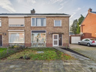 Julianalaan  Julianalaan 20 in Hulst