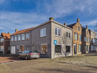 Walstraat  Walstraat 2 in Oostburg