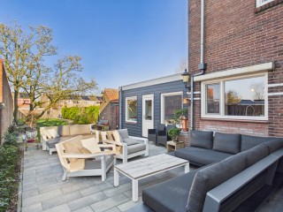 Kanaalzicht  Kanaalzicht 29 in Sluiskil