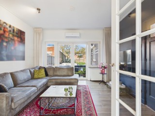 Kanaalzicht  Kanaalzicht 29 in Sluiskil