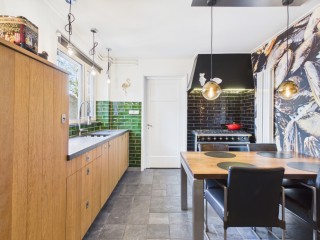 Kanaalzicht  Kanaalzicht 29 in Sluiskil