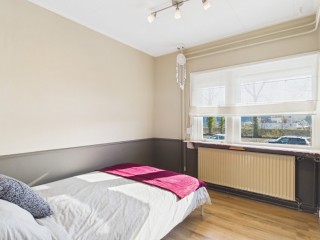 Kanaalzicht  Kanaalzicht 29 in Sluiskil