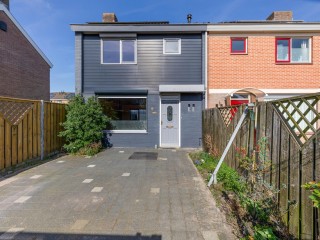 Bachstraat  Bachstraat 17 in Axel