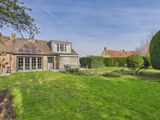 Zeedorp  Zeedorp 7 in Ossenisse