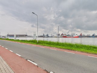 Kanaalweg  Kanaalweg 92 in Sluiskil