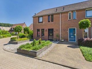 St. Katrijnstraat  St. Katrijnstraat 17 in Zuiddorpe