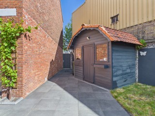 Walstraat  Walstraat 1 in Sas Van Gent