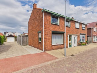 Klinkerstraat  Klinkerstraat 28 in Clinge