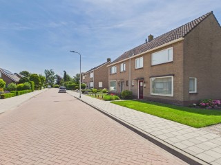 Pastoor Willemsstraat  Pastoor Willemsstraat 2 in Lamswaarde