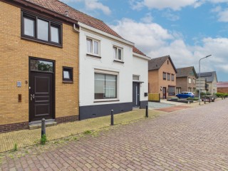 Kerkstraat  Kerkstraat 7 in Clinge