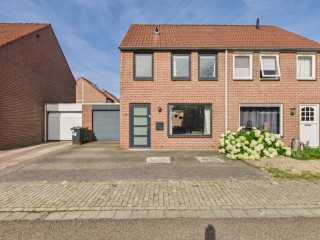  Rossinistraat 30 in Hulst