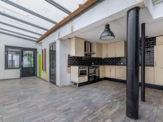 Nieuwstraat  Nieuwstraat 18 in Ijzendijke