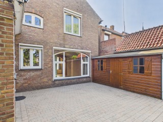 Dorpsstraat  Dorpsstraat 67 in Graauw
