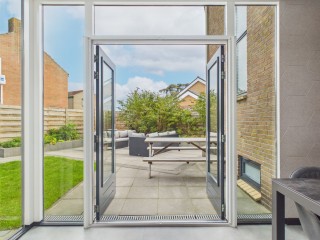 Bernhardstraat  Bernhardstraat 13 in Hoek