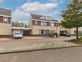Parelmoerboog  Parelmoerboog 14 in Terneuzen
