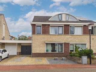  Parelmoerboog 14 in Terneuzen