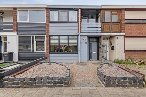 Beneluxstraat 35