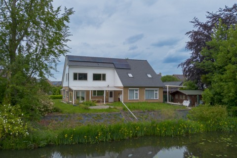 van Middelhovenstraat 46